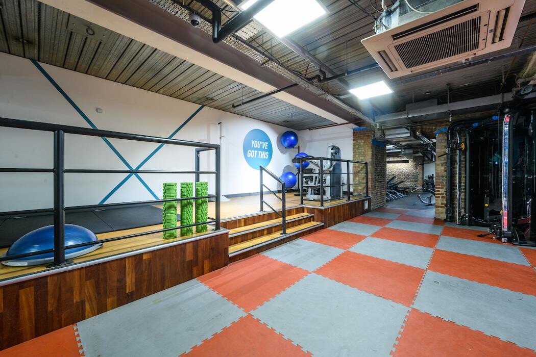 Images PureGym London Tower Hill