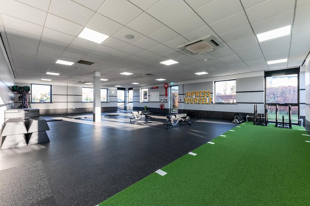 Images PureGym Livingston