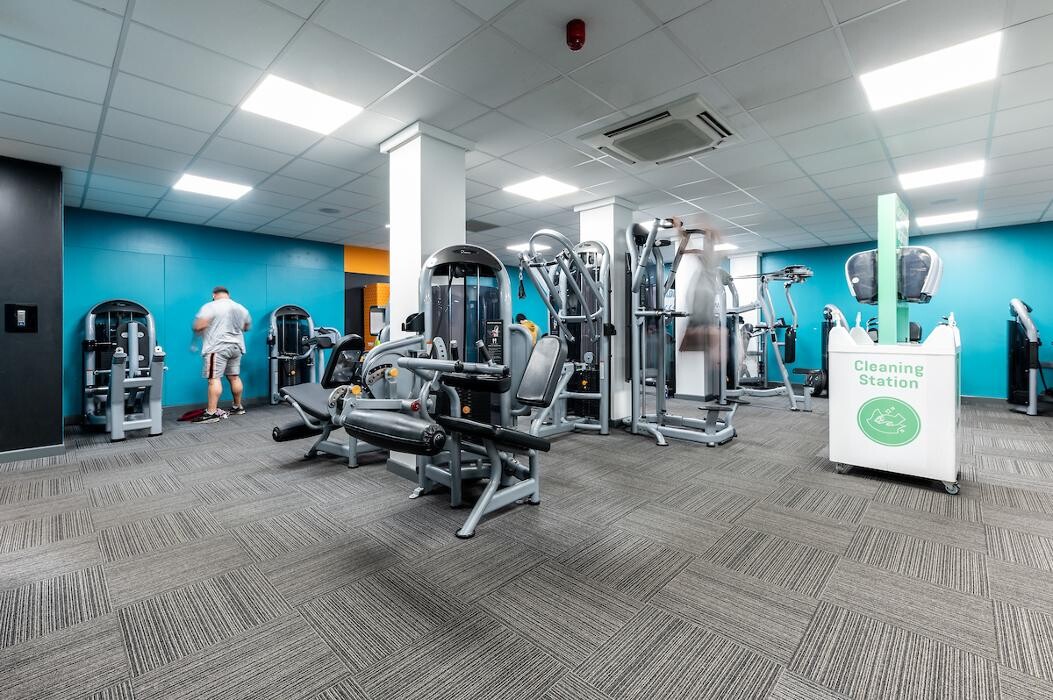Images PureGym Dunstable