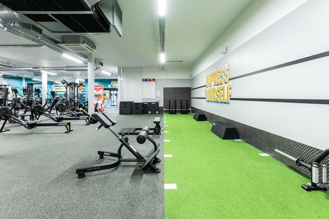 Images PureGym Boston
