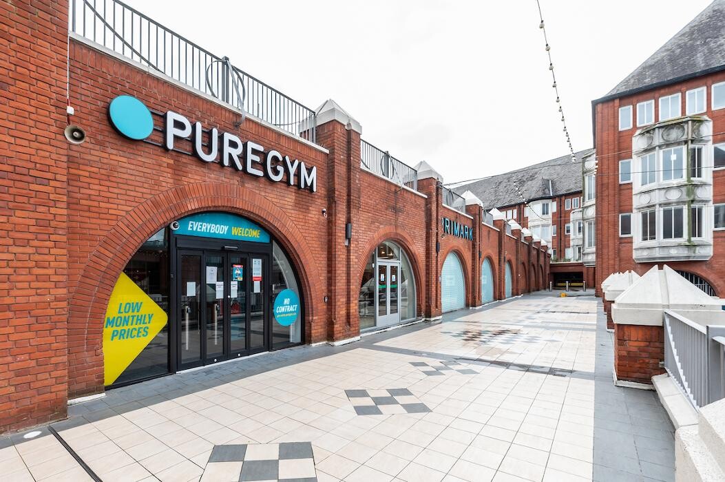 Images PureGym London Ealing Broadway
