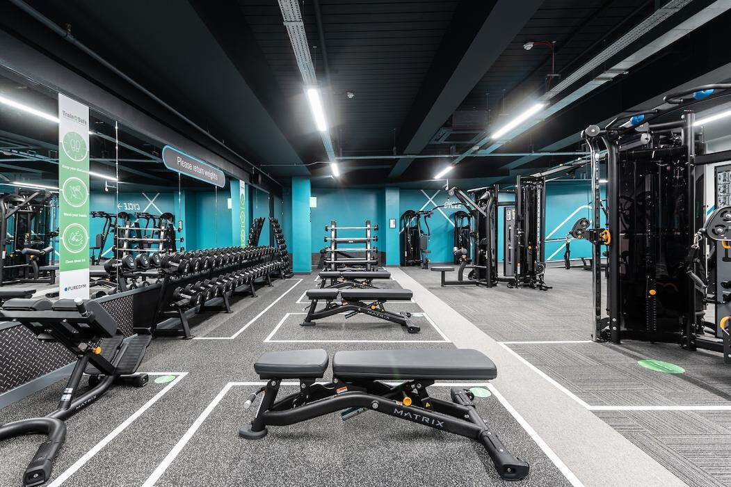 Images PureGym London Bank