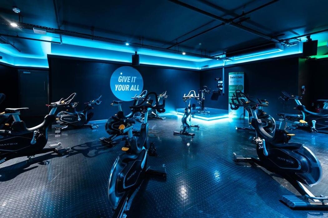Images PureGym London Bank
