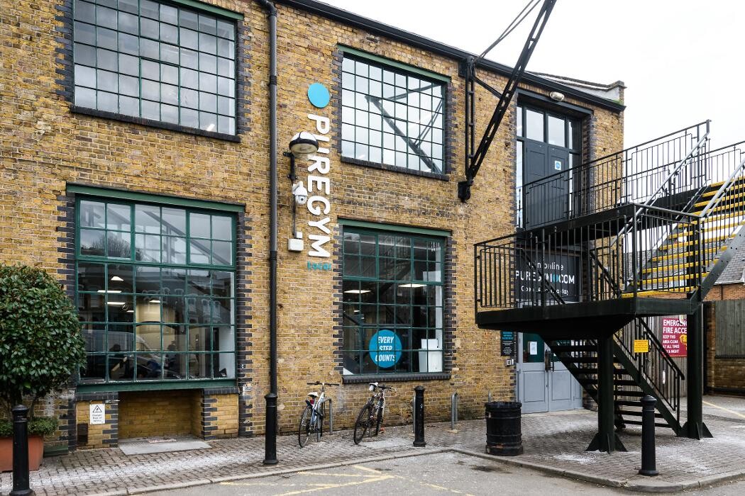 Images PureGym London Bow Wharf