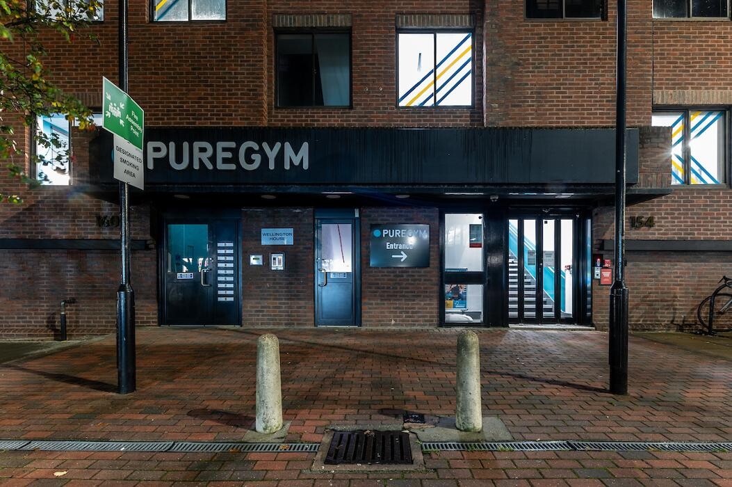Images PureGym London Putney