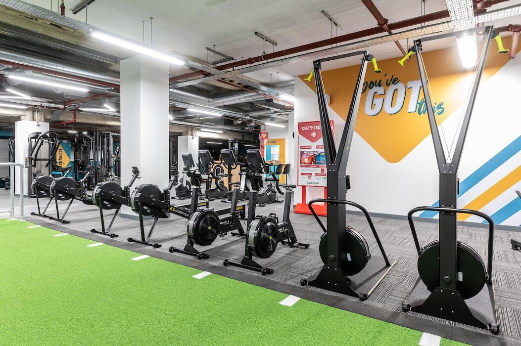 Images PureGym London Monument