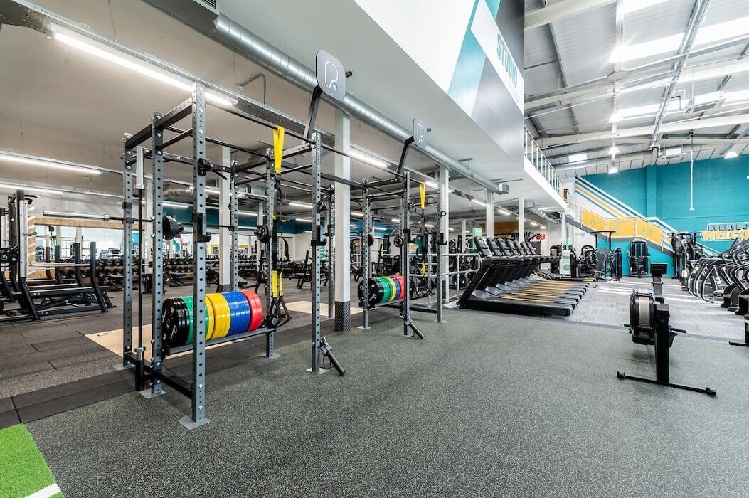Images PureGym Grantham Discovery Retail Park