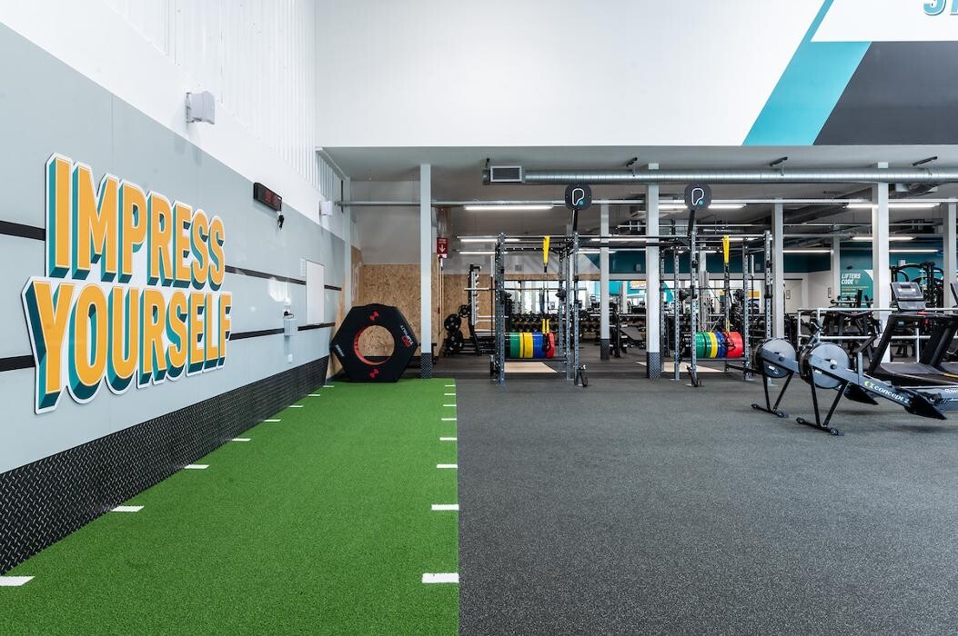 Images PureGym Grantham Discovery Retail Park