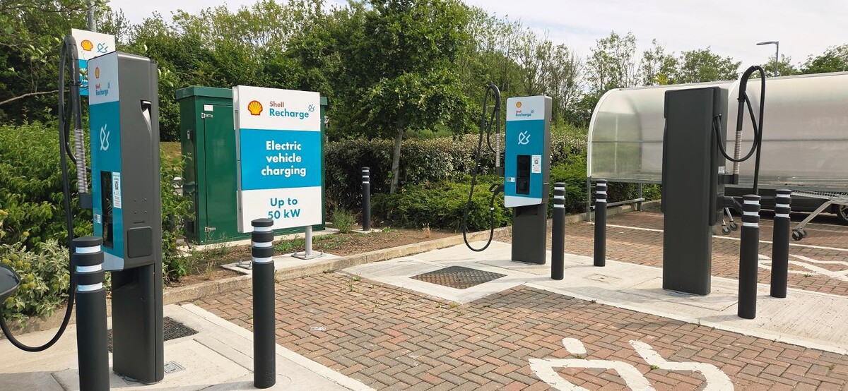 Images Shell Recharge Charging Station