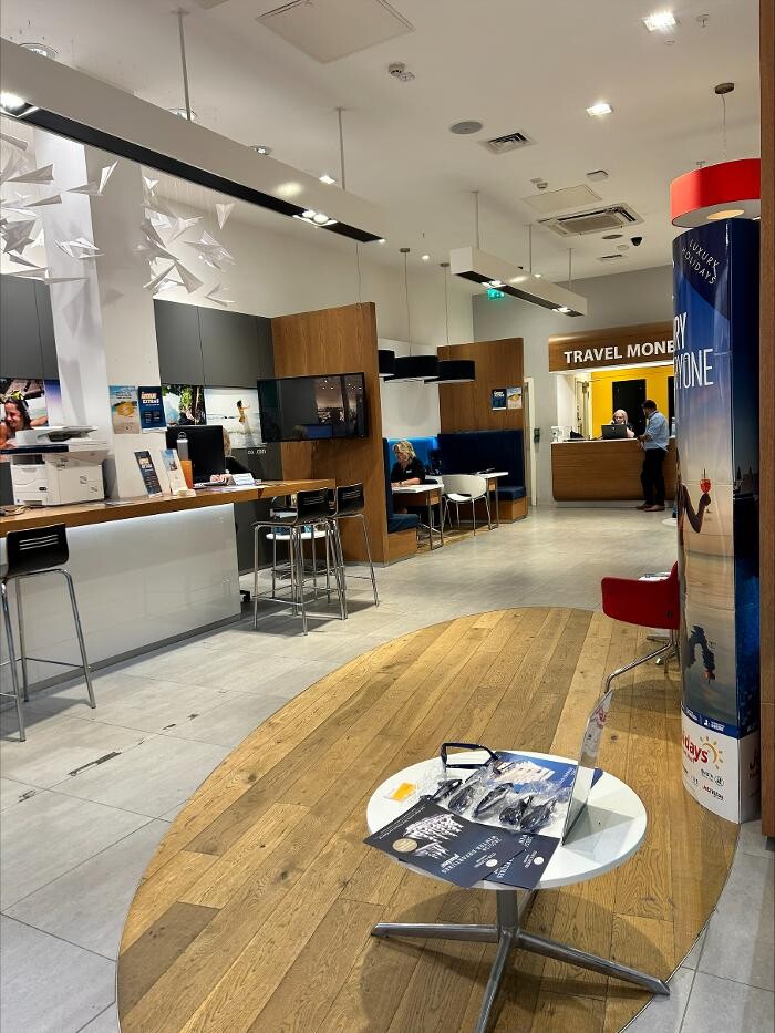 Images Hays Travel Bluewater