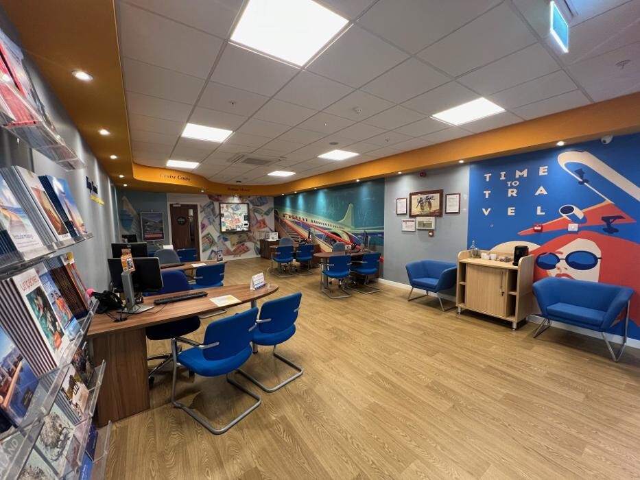 Images Hays Travel Bootle