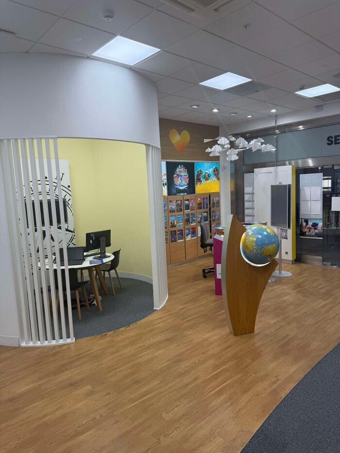 Images Hays Travel Belfast Victoria Square