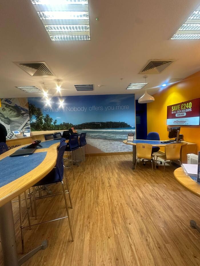 Images Hays Travel Metrocentre Blue