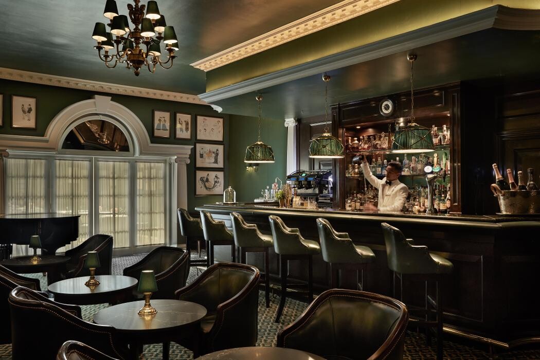 Images Sem's of Mayfair
