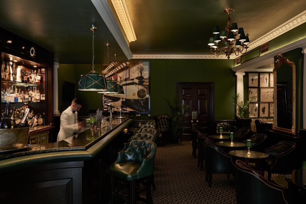 Images Sem's of Mayfair