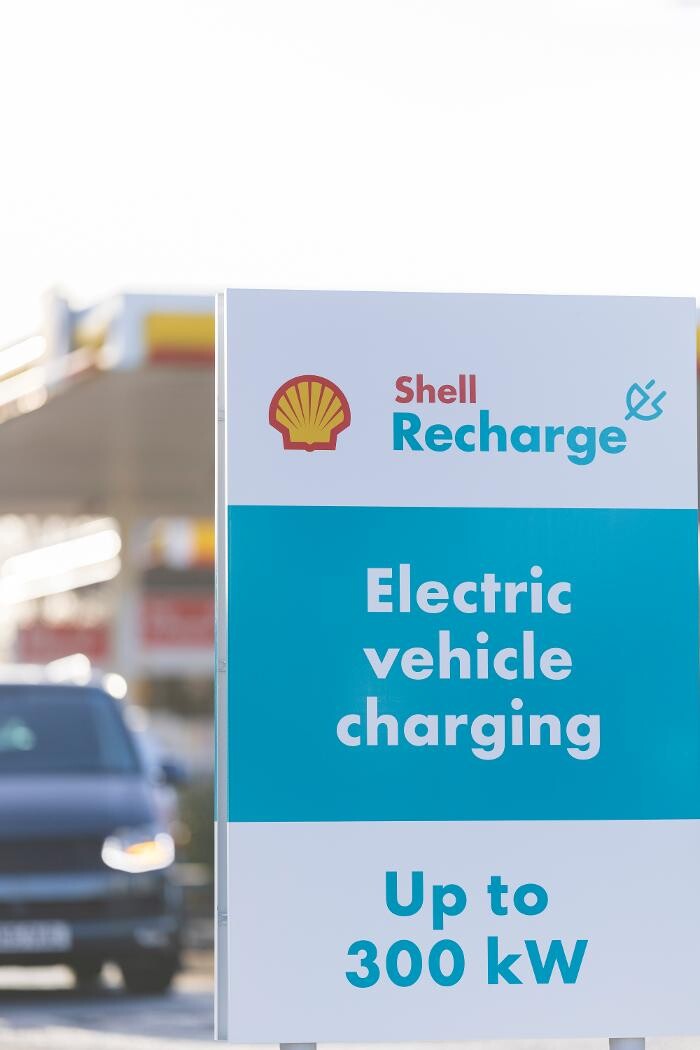 Images Shell Recharge Charging Station