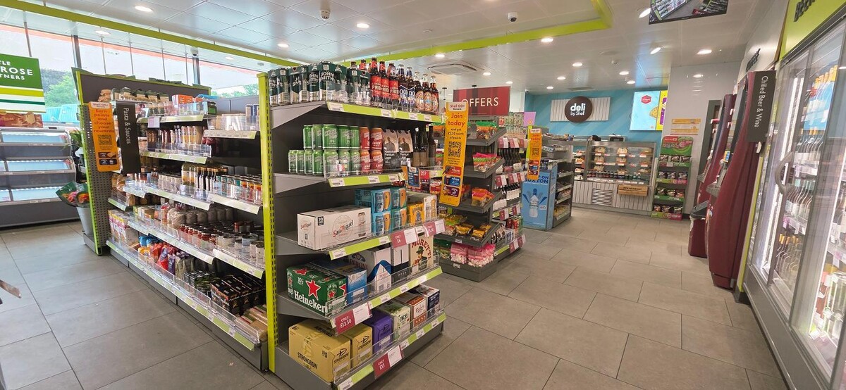 Images Shell Recharge Charging Station