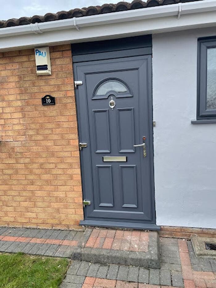 Images RightPrice Windows and Doors
