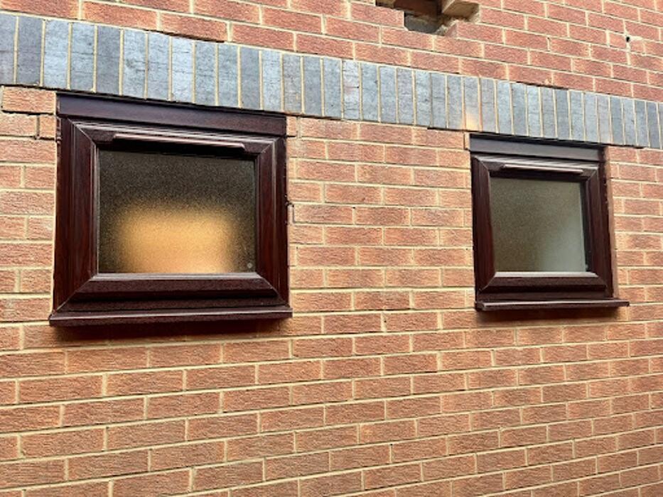 Images RightPrice Windows and Doors