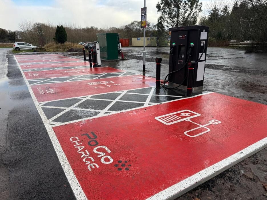 Images PoGo Charge