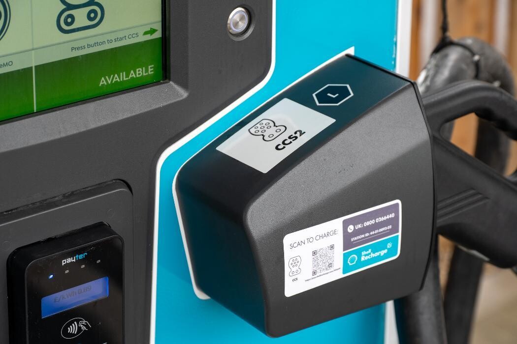 Images Shell Recharge Charging Station