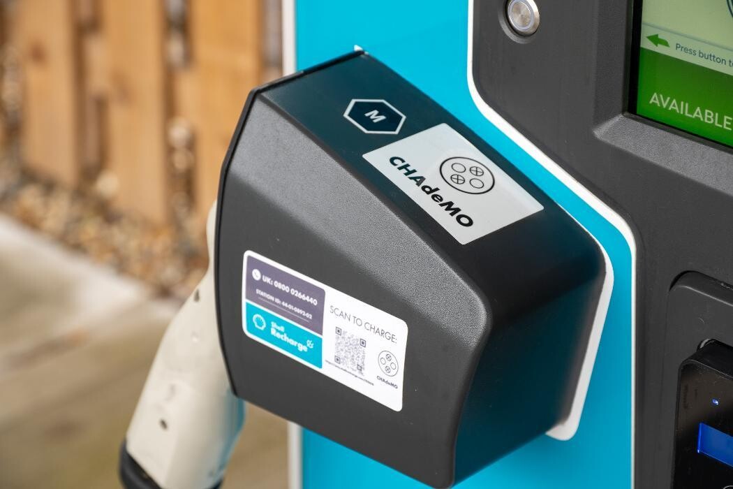 Images Shell Recharge Charging Station