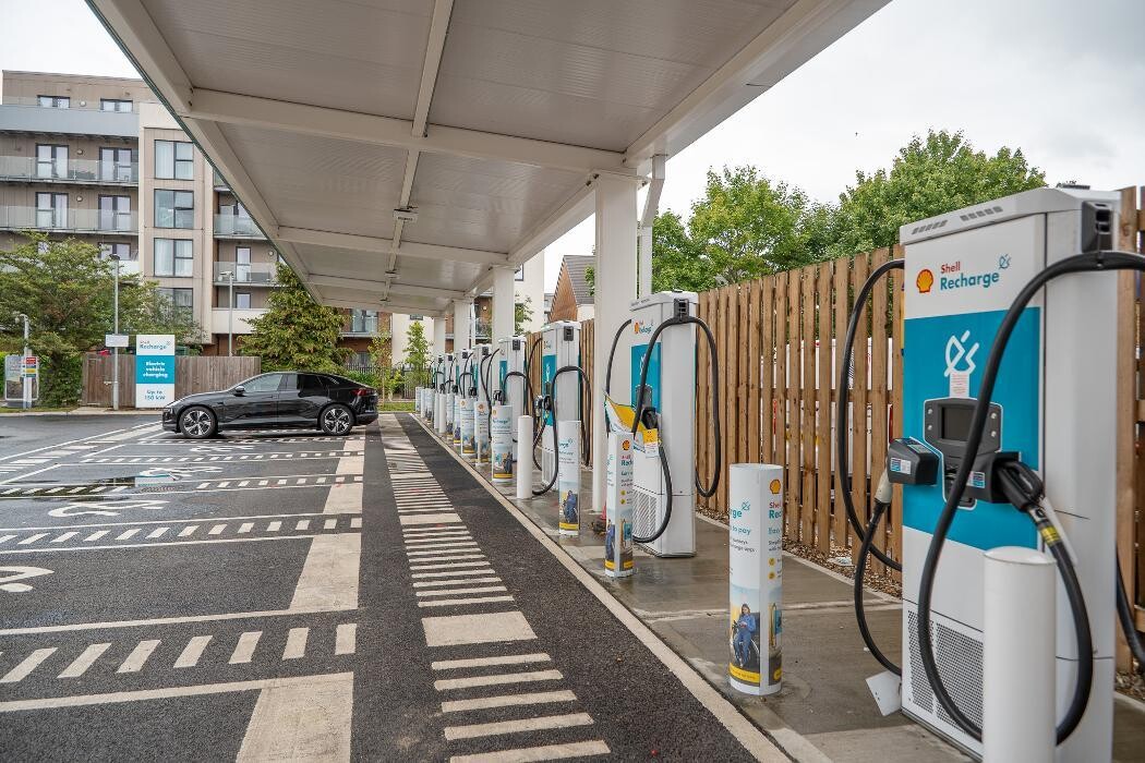Images Shell Recharge Charging Station