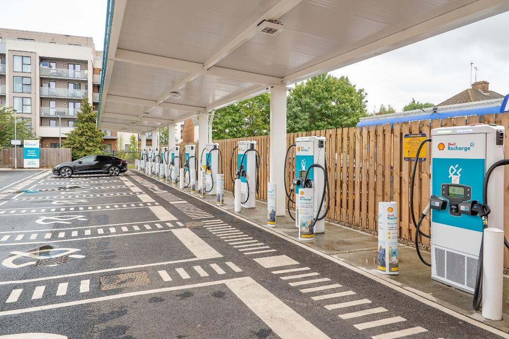 Images Shell Recharge Charging Station