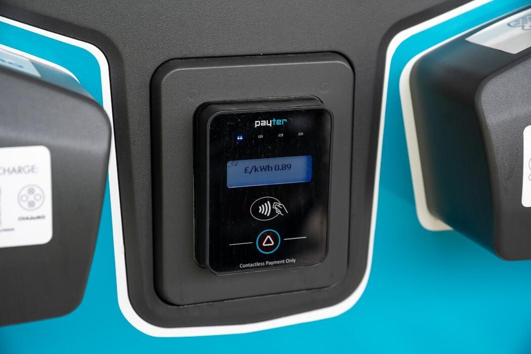 Images Shell Recharge Charging Station