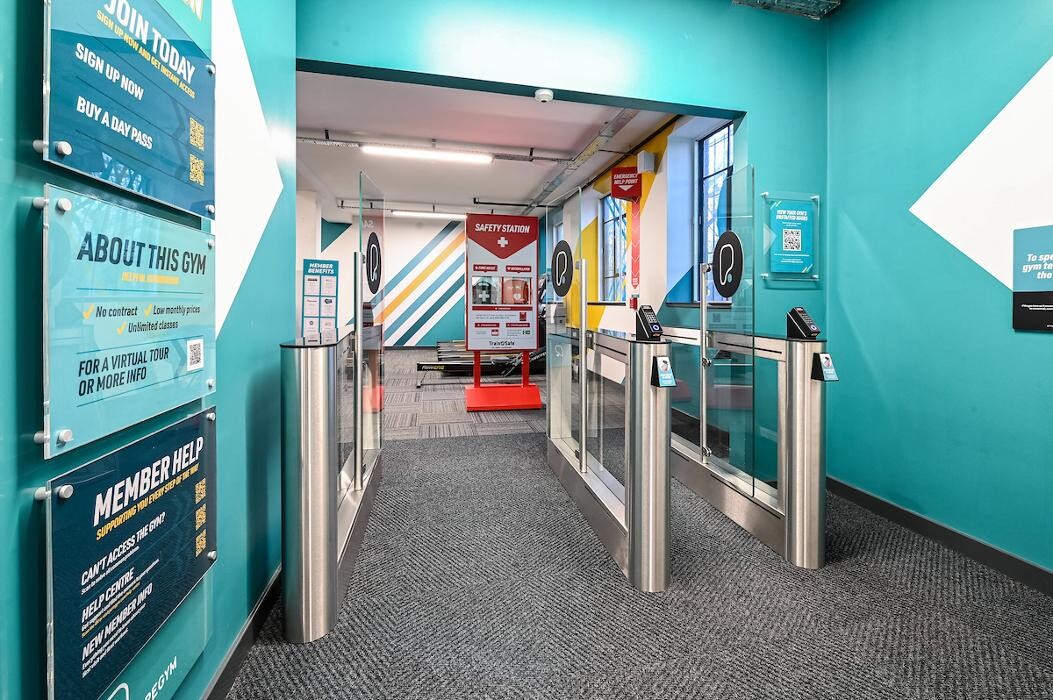 Images PureGym London Bethnal Green