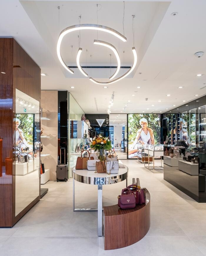 Images GUESS ACCESSORIES