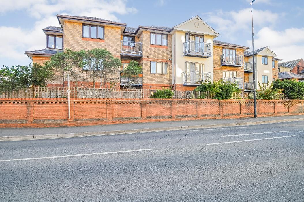 Images Let Correct - Letting Agents Maidenhead