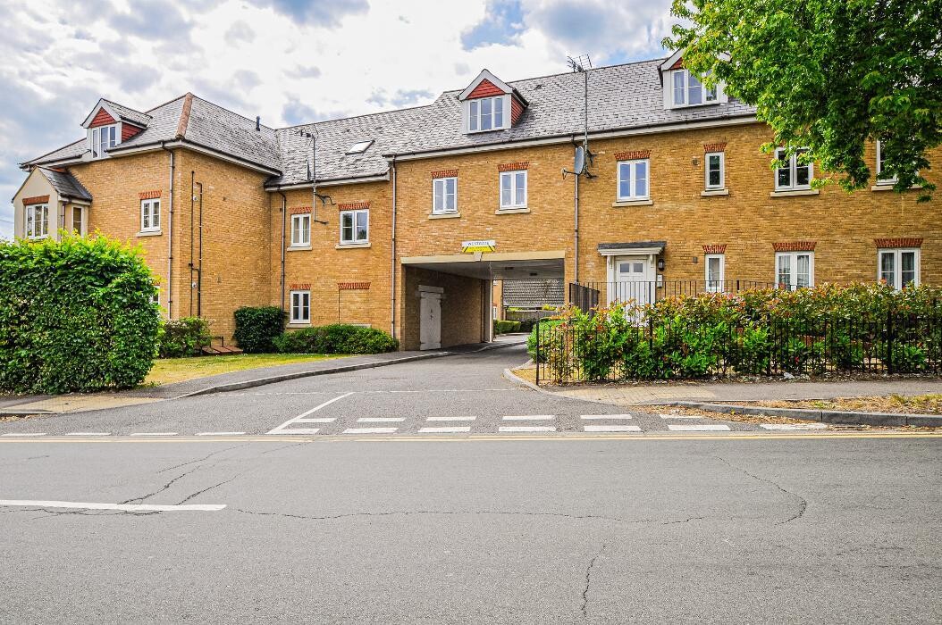 Images Let Correct - Letting Agents Maidenhead
