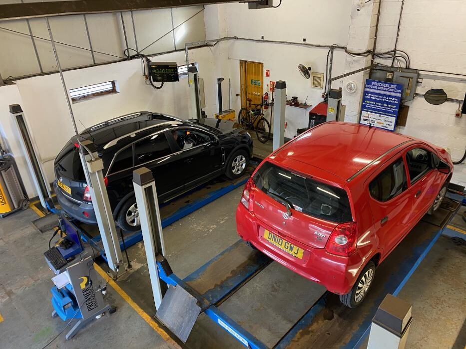 Images Priorslee Motor Services Ltd Castrol Service