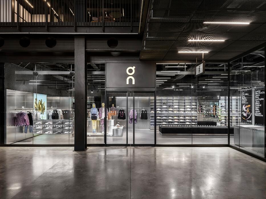 Images On Store London Battersea