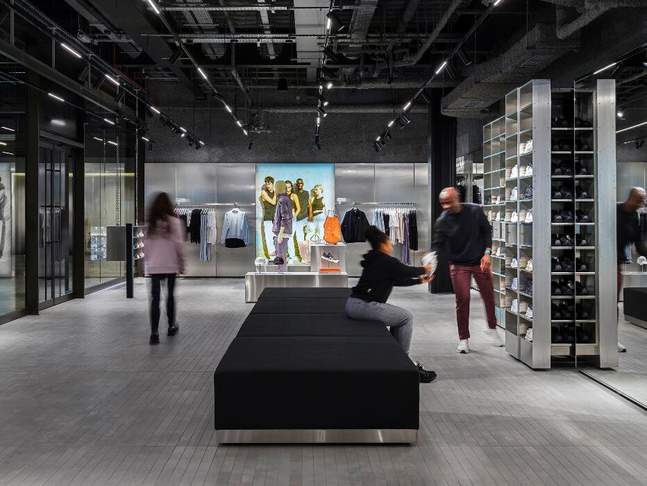 Images On Store London Battersea