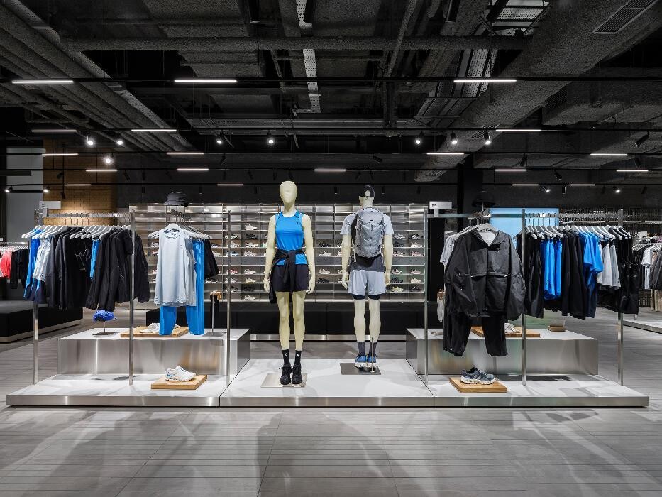Images On Store London Battersea
