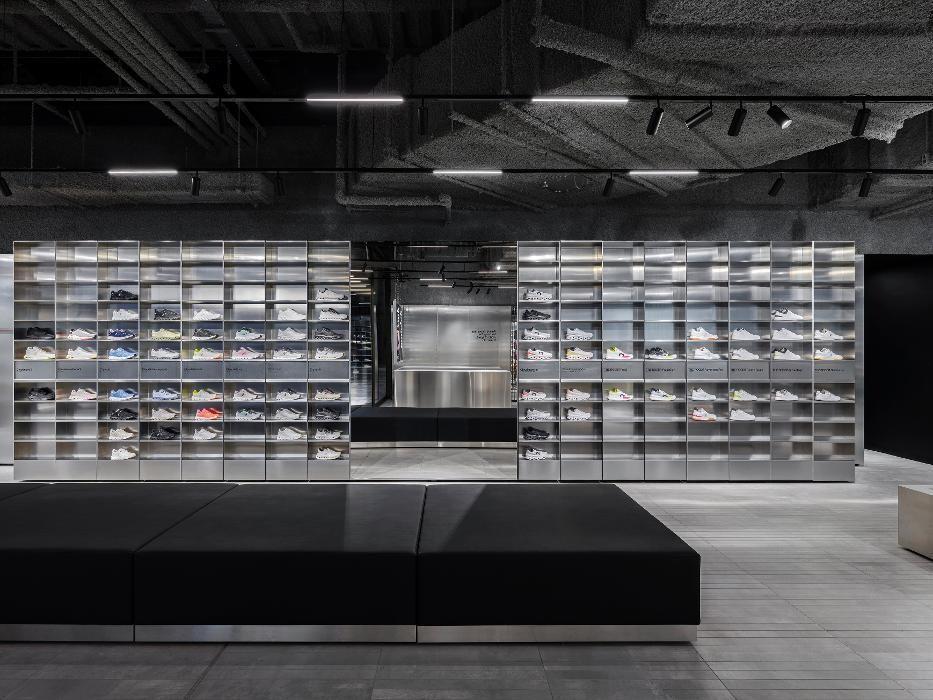 Images On Store London Battersea