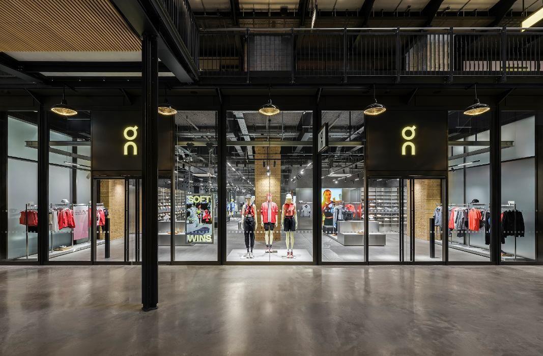 Images On Store London Battersea