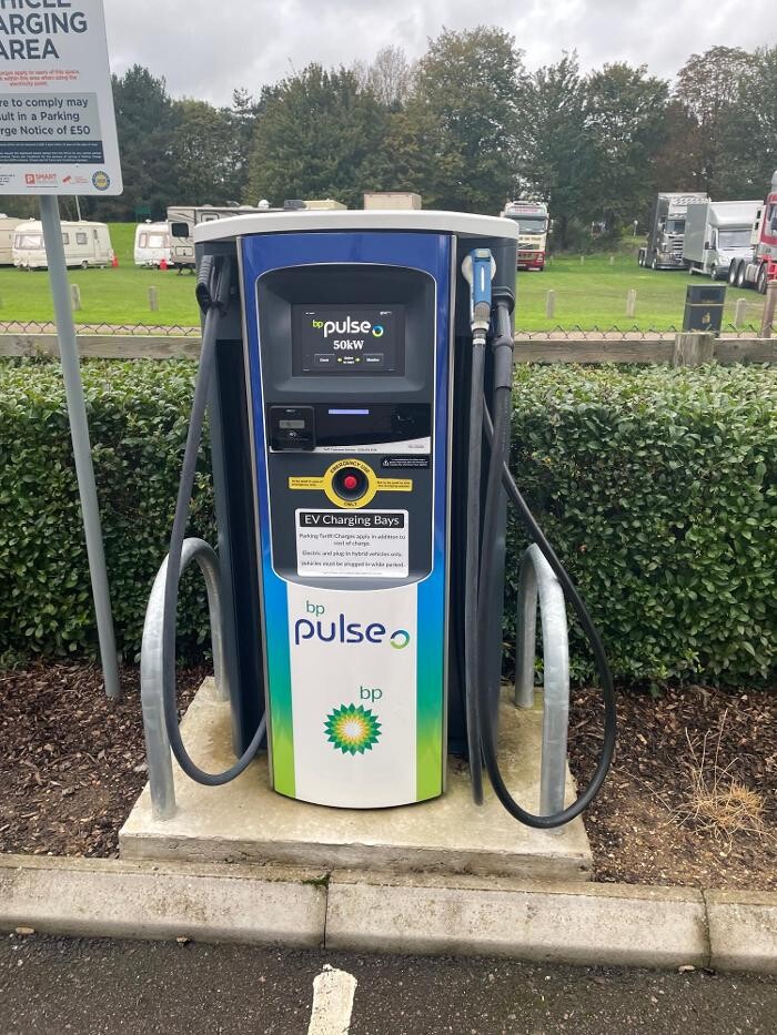 Images bp pulse Charging Station