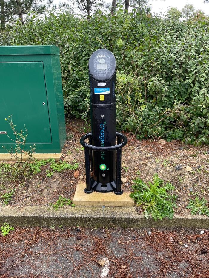 Images bp pulse Charging Station