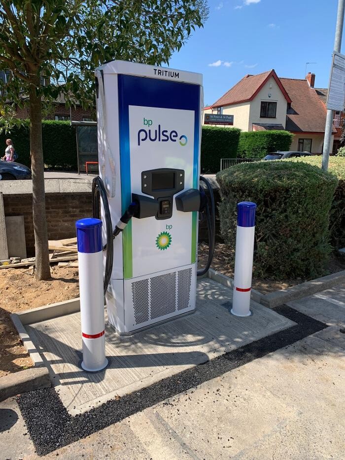 Images bp pulse Charging Station