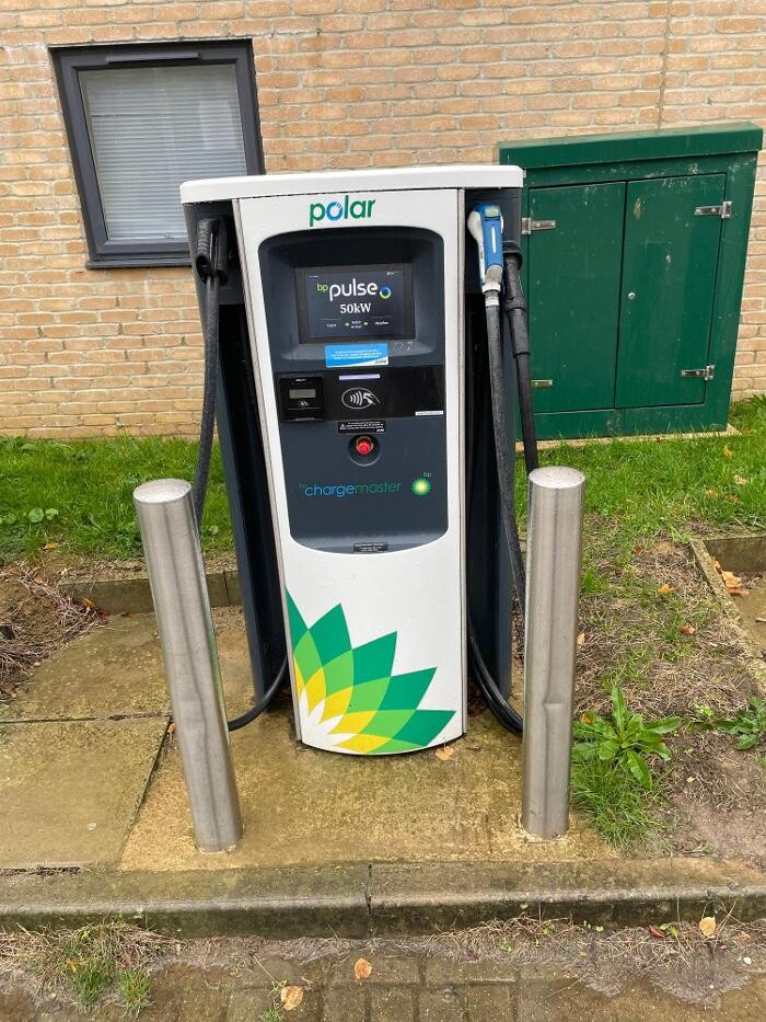 Images bp pulse Charging Station