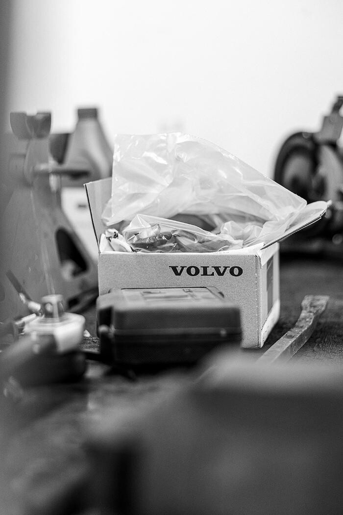 Images Hereford Volvo Specialist Ltd Castrol Service