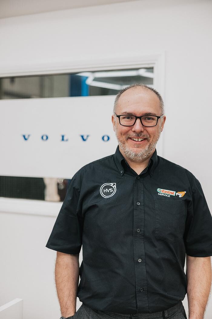Images Hereford Volvo Specialist Ltd Castrol Service