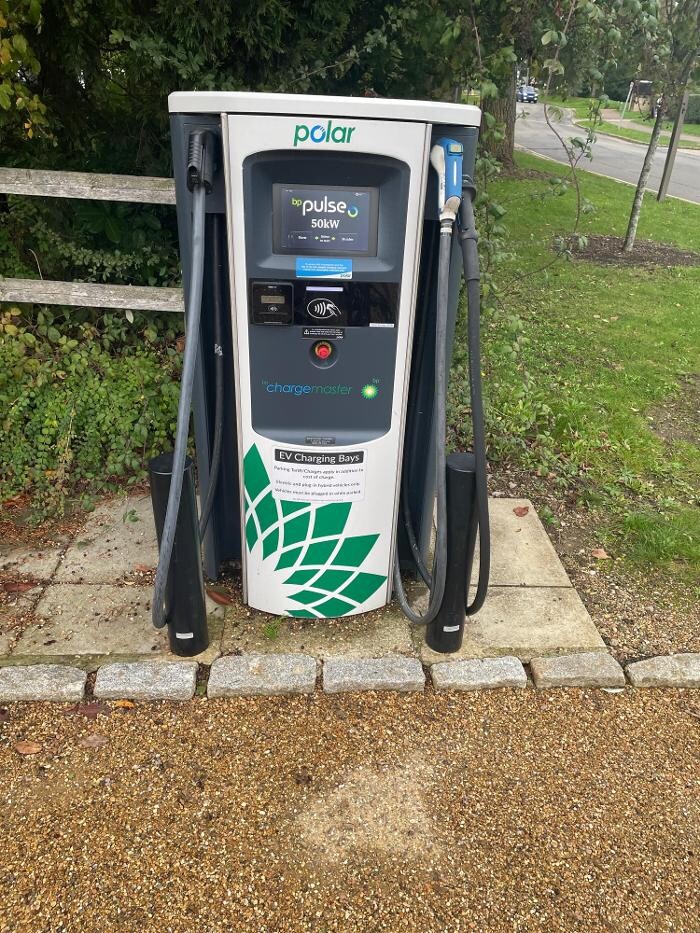 Images bp pulse Charging Station