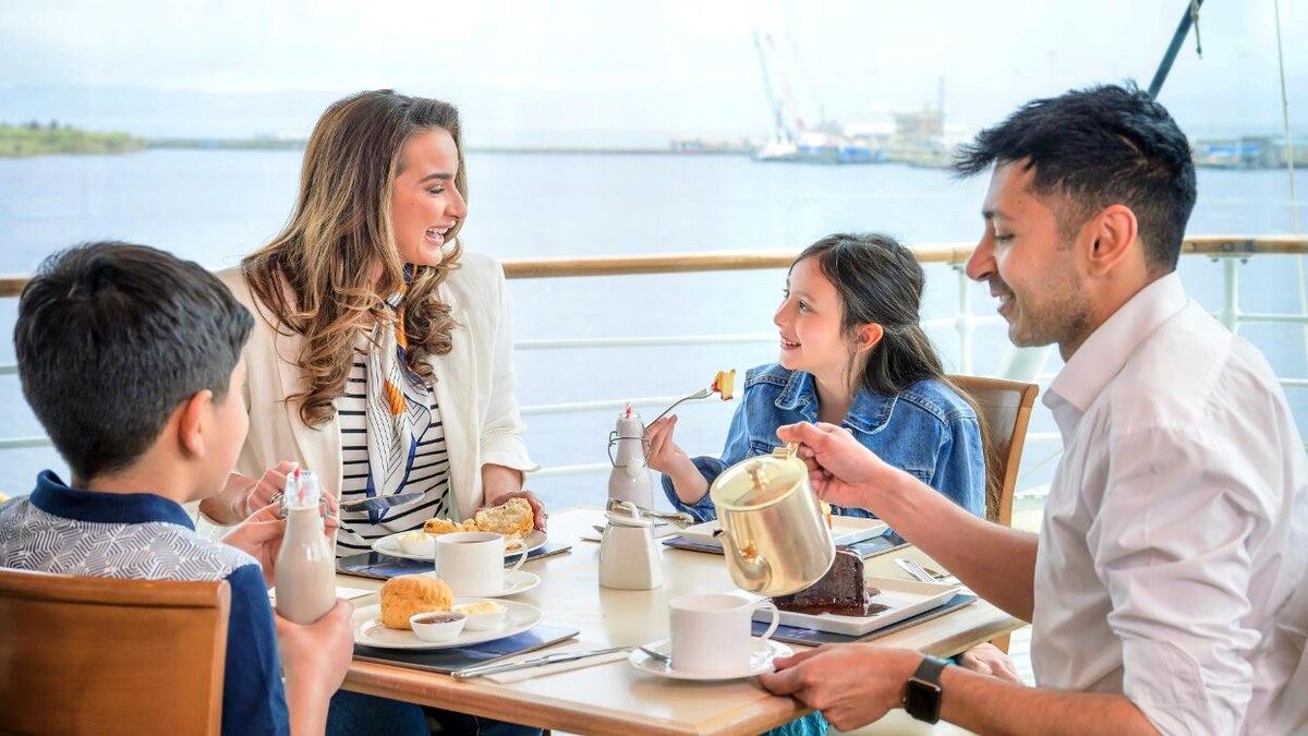 Images Royal Deck Tearoom