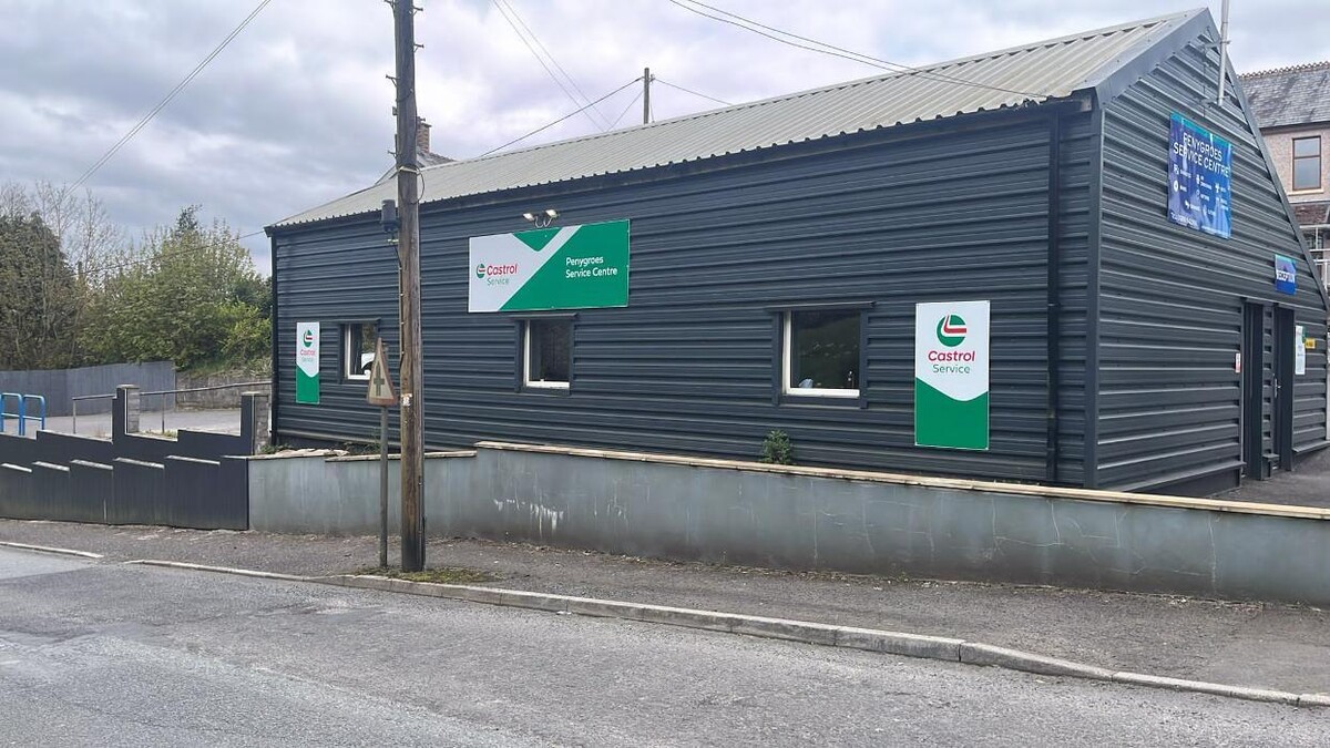 Images PENYGROES SERVICE CENTRE Castrol Service