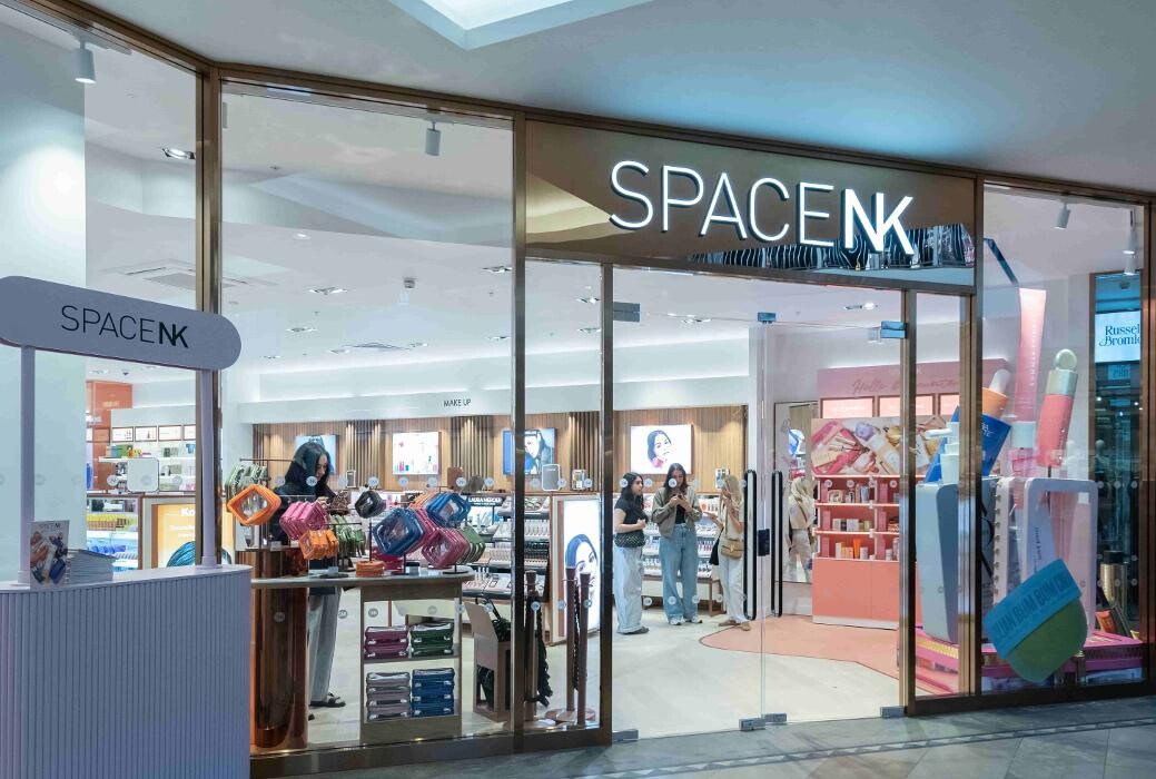 Images Space NK Bluewater