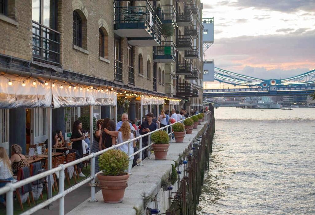 Images Butlers Wharf Chop House
